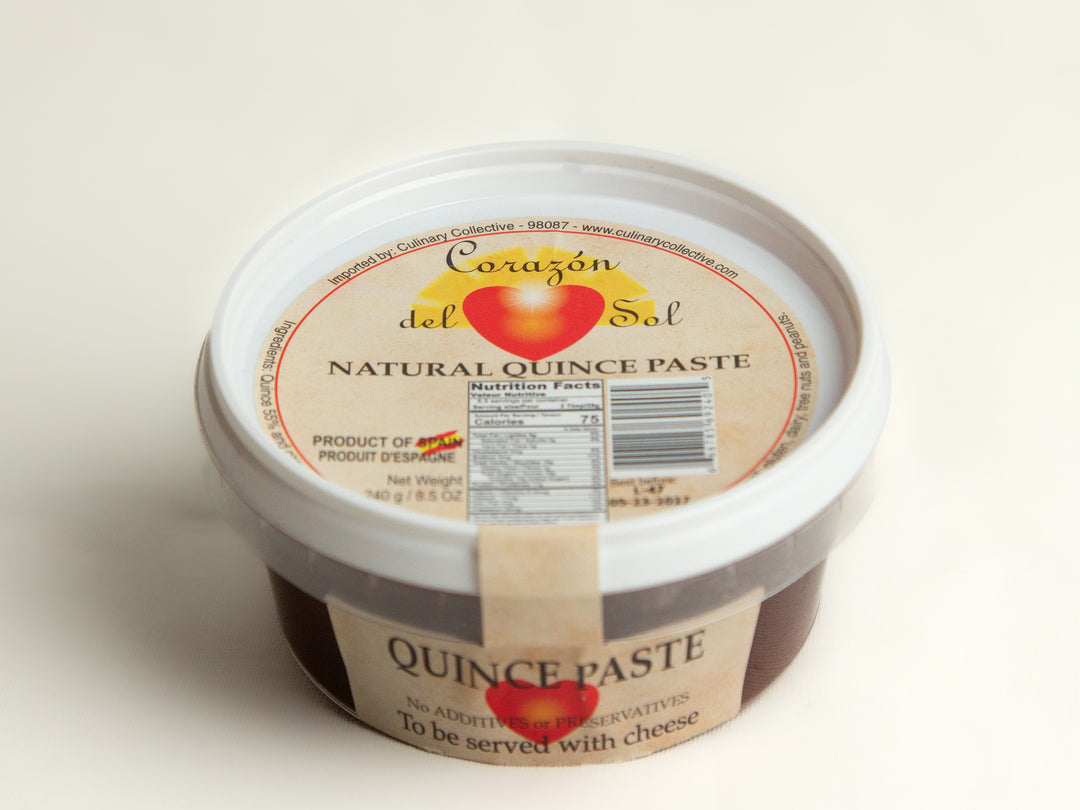 CorazΓ³n del Sol Quince Paste in plastic container