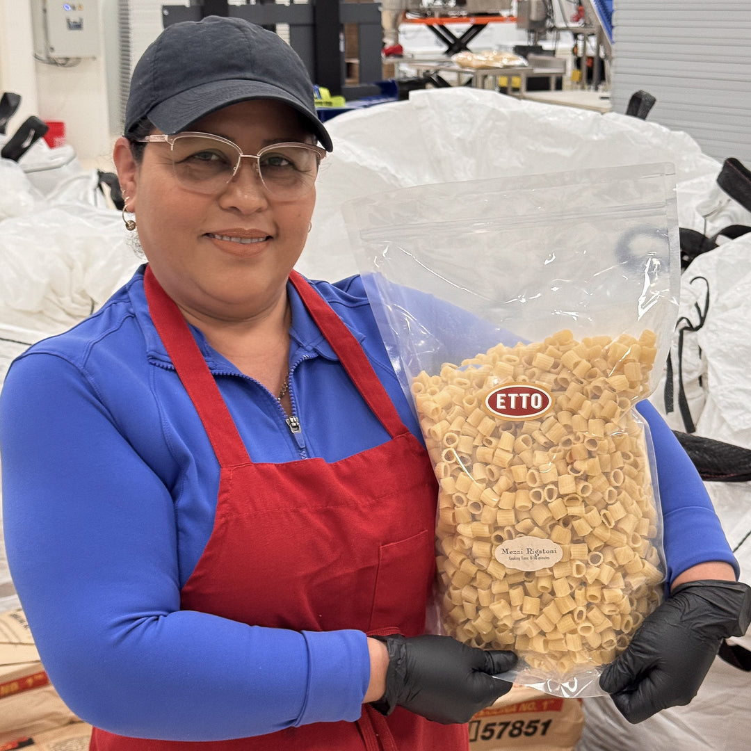 Mezzi Rigatoni - 4.5lb Large Bag